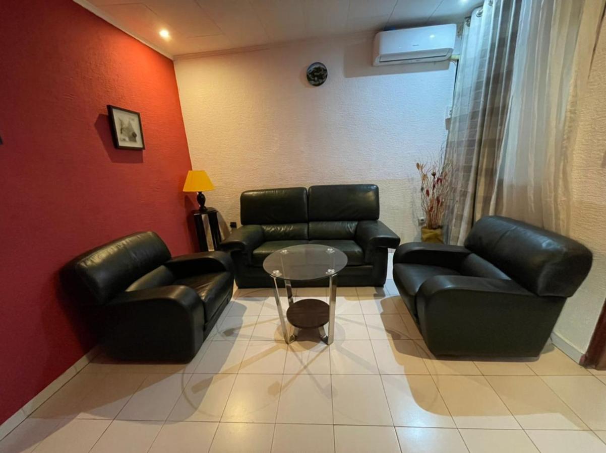Homestay Studio Yaoundé Exterior foto